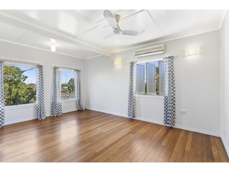 34 Bowen Terrace, The Range QLD 4700